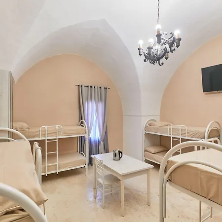 Made First Bed and Breakfast Gallipoli