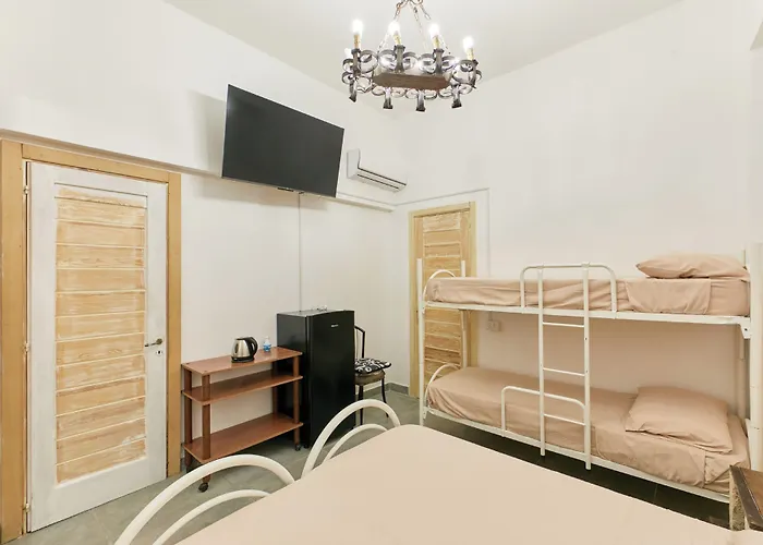 לינה וארוחת בוקר Made First גאליפולי